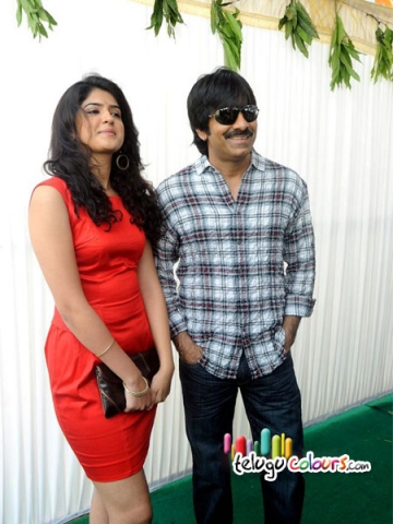 Raviteja New Movie Mirapakaya wallpapers